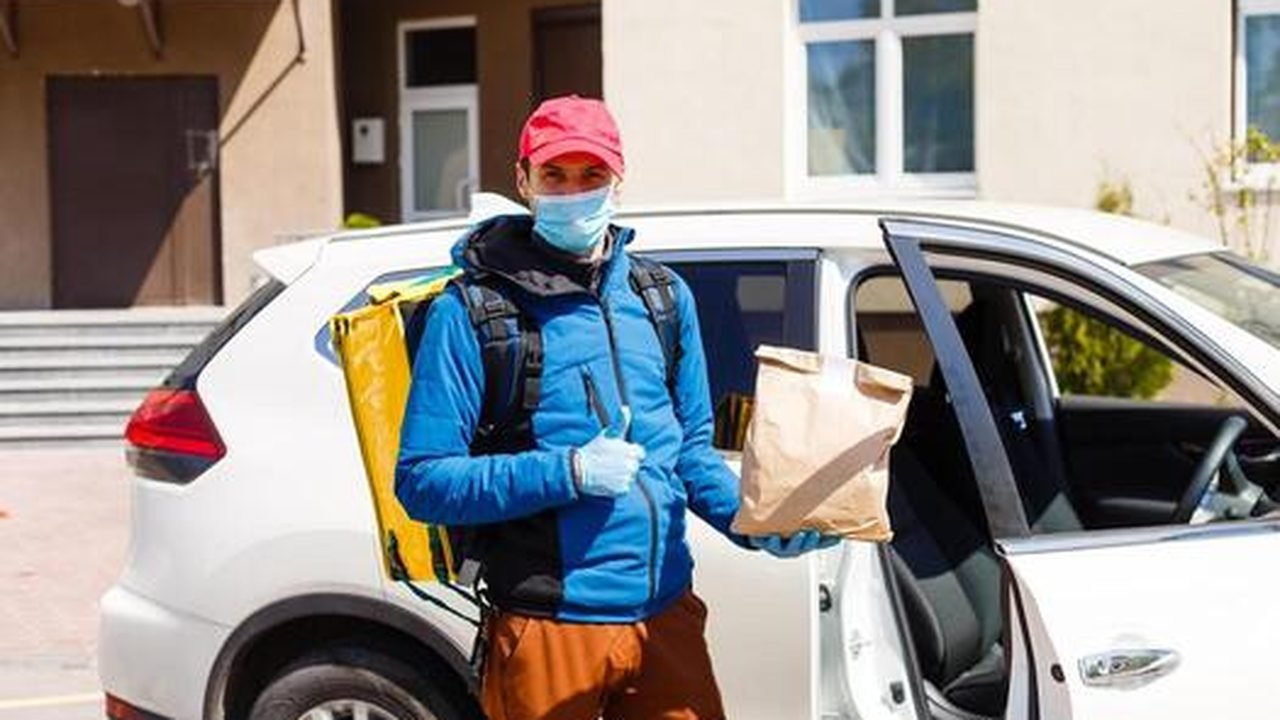 Does DoorDash Insurance Cover Your Car in an Accident illustration