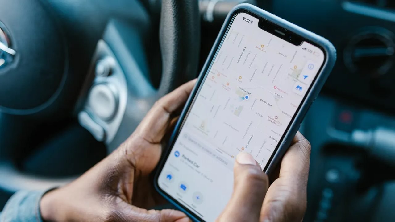 Rideshare Endorsement vs Hybrid Auto Insurance for Uber Drivers illustration